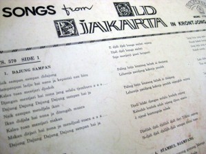 Lagu-lagu rakyat Jakarta lama dalam irama keroncong, oleh Brigjen R. Pirngadie [read more]